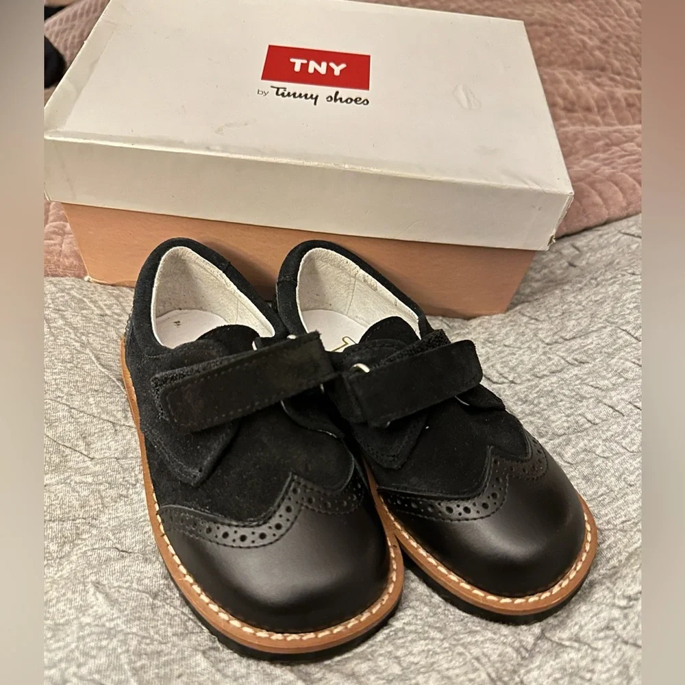 TNY by Tinny Shoes. Boys dress shoes. 8.5 NIB